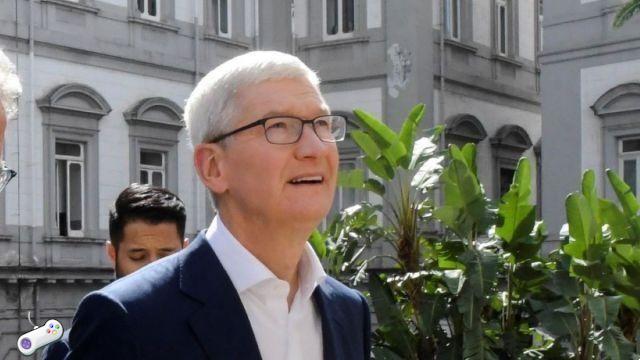 👨‍💻Apple, Tim Cook cuts his salary: 
