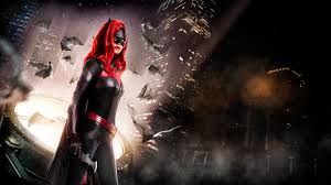 Batwoman: le showrunner annonce le tournage de la deuxième saison