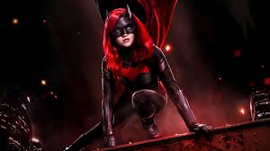 Batwoman: Javicia Leslie in costume in the first photo of the new season