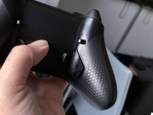 Scuf Instinct Pro, le test de la manette PC et Xbox d'excellente qualité