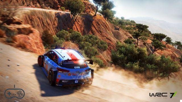 It runs between asphalt and gravel with the WRC 7 review