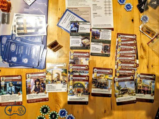 Injusto - Análise do jogo de cartas de Joel Finch e CMON